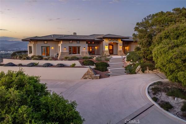San Luis Obispo, CA 93401,1015 Rimrock LN