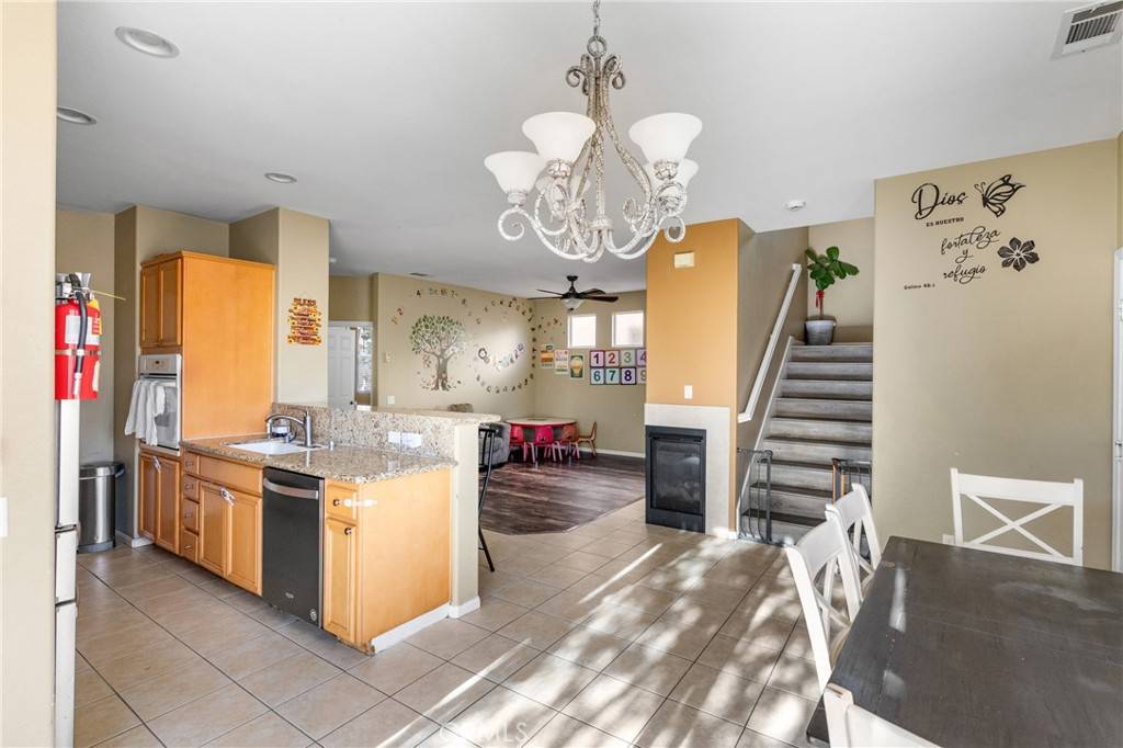 Santa Maria, CA 93455,2336 Nightshade LN