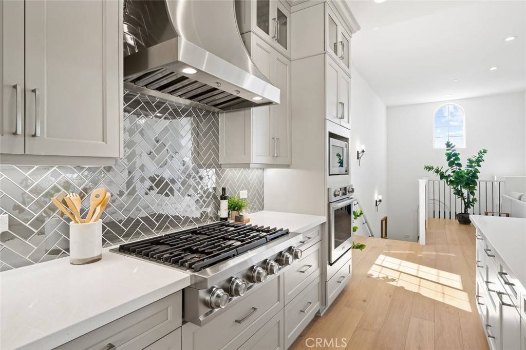San Luis Obispo, CA 93401,4140 Hillside DR
