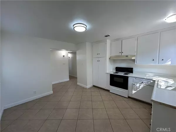 Sacramento, CA 95828,6917 Stillwater WAY