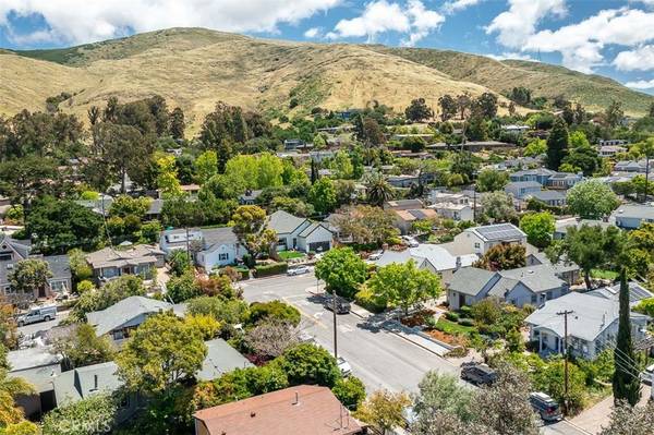 San Luis Obispo, CA 93401,1443 Iris ST