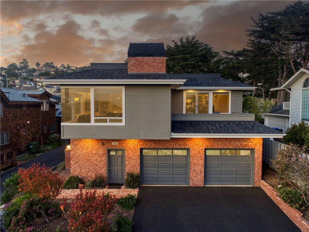 1850 Laurel Place, Cambria, CA 93428