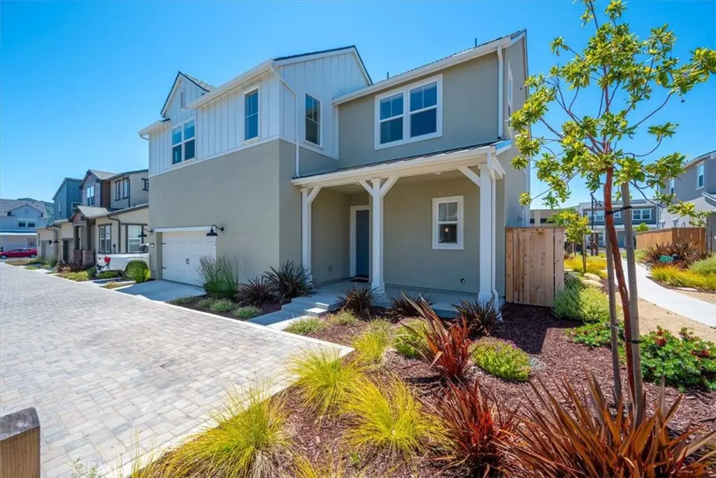 San Luis Obispo, CA 93401,176 Tango WAY