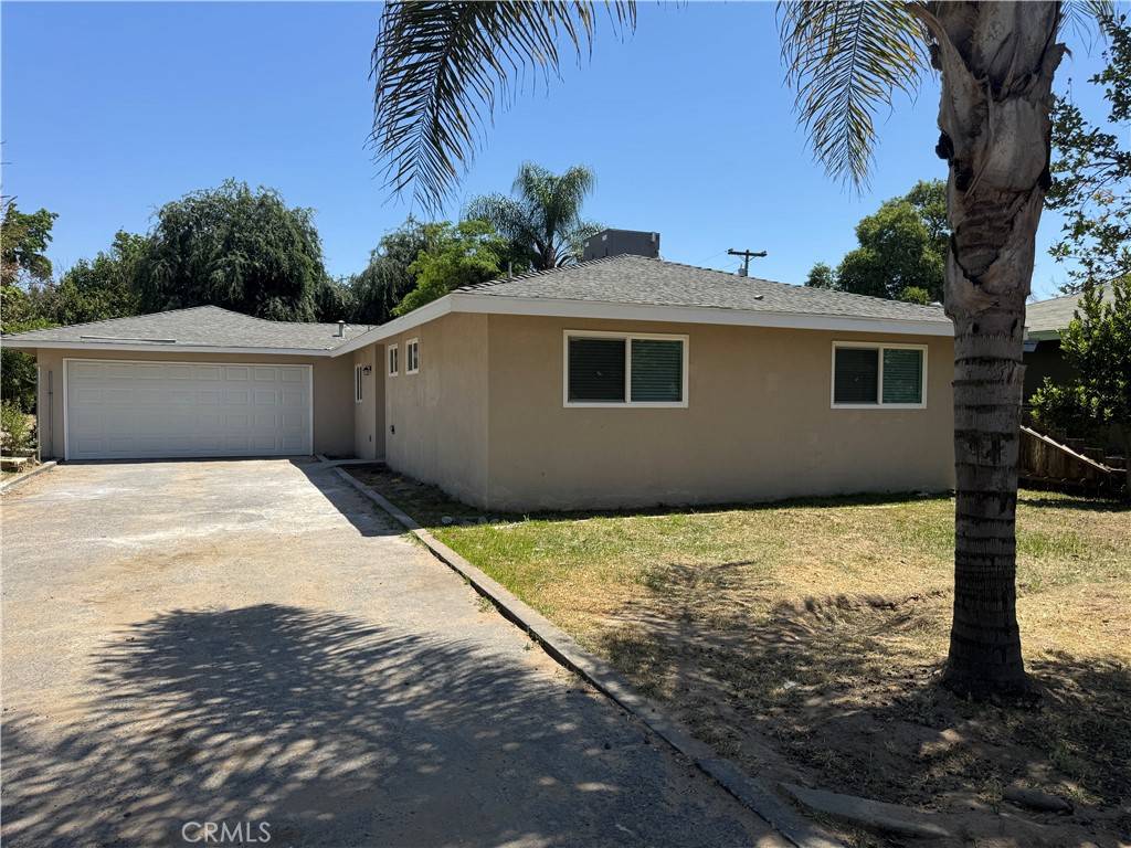 1490 N Knoll AVE, Fresno, CA 93722