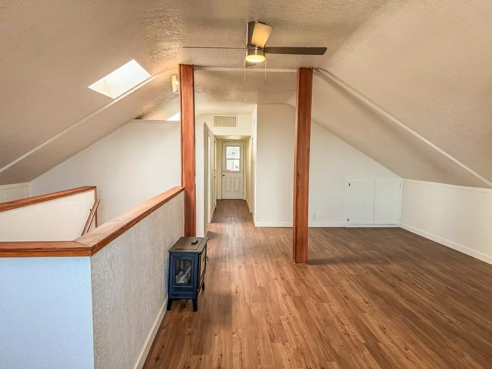 Cayucos, CA 93430,158 A N Ocean Ave