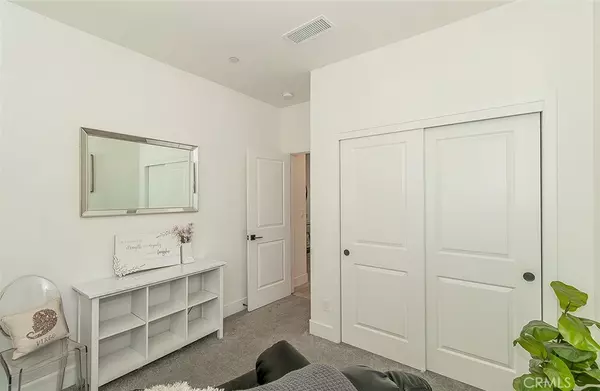 Madera, CA 93636,4254 Oak Knoll RD