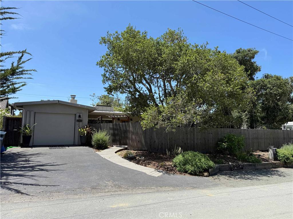 2711 Wilton DR, Cambria, CA 93428