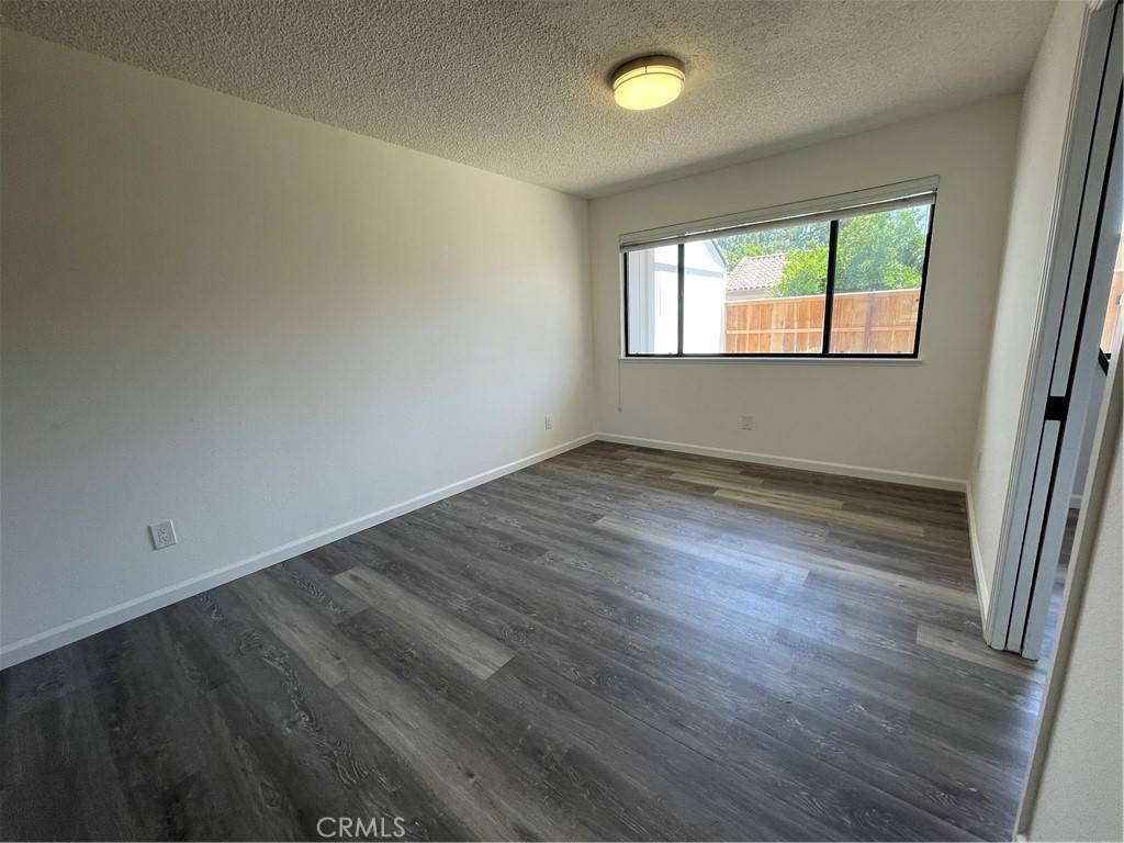 Fresno, CA 93705,1935 W Santa Ana AVE
