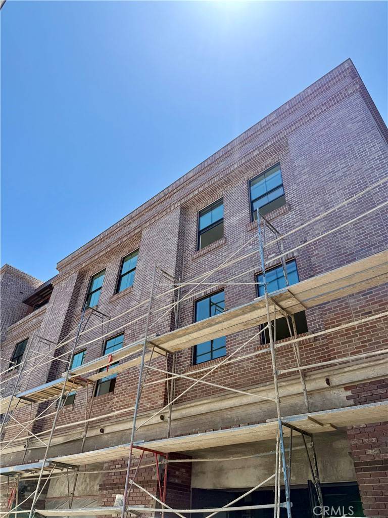 San Luis Obispo, CA 93401,581 Higuera ST #306