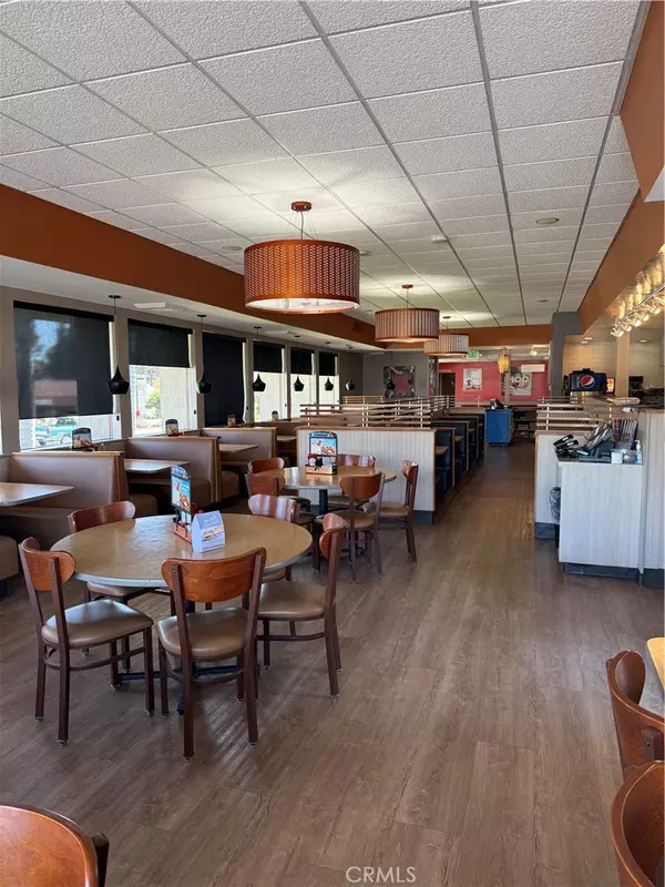 San Luis Obispo, CA 93401,212 Madonna RD