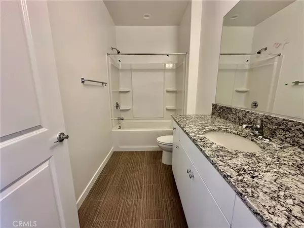 San Luis Obispo, CA 93401,216 Kitty Hawk CT