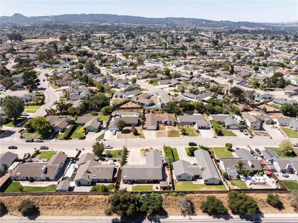 Santa Maria, CA 93455,1269 Country Hill RD