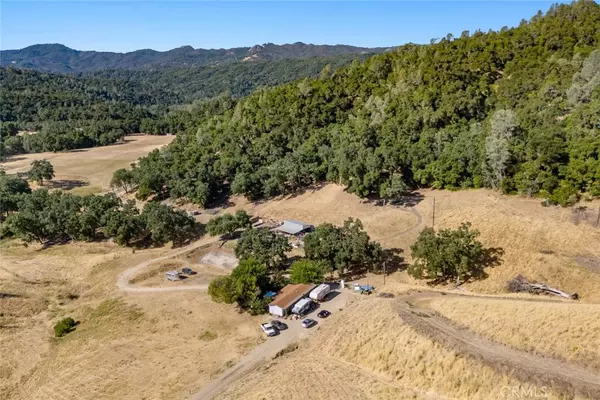 7855 Running Deer RD, Paso Robles, CA 93446