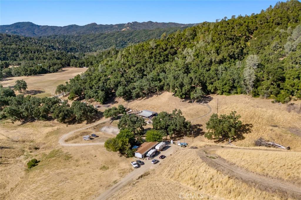 7855 Running Deer RD, Paso Robles, CA 93446