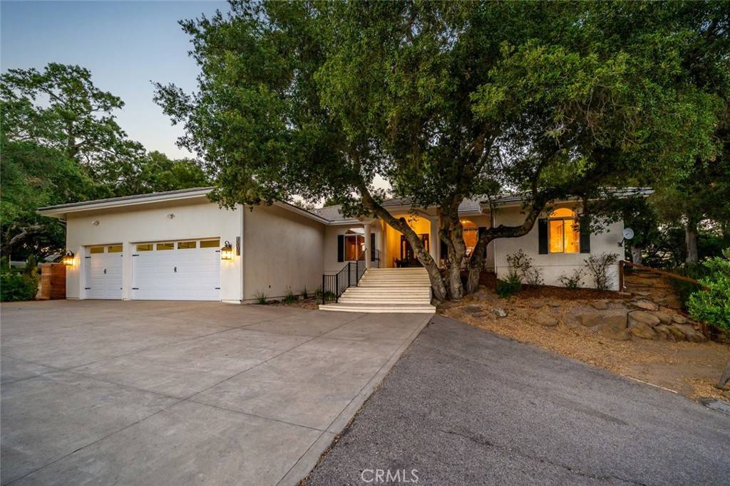 7105 Rayar RD, Atascadero, CA 93422