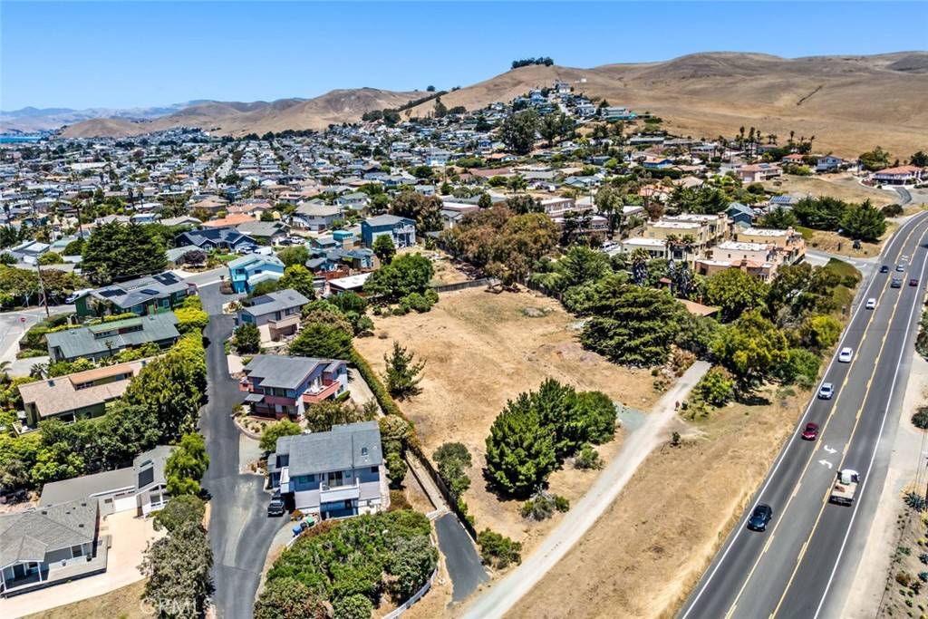 Morro Bay, CA 93442,545 Atascadero RD