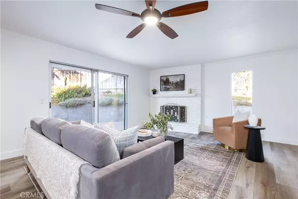 Santa Maria, CA 93455,815 Foxenwood DR
