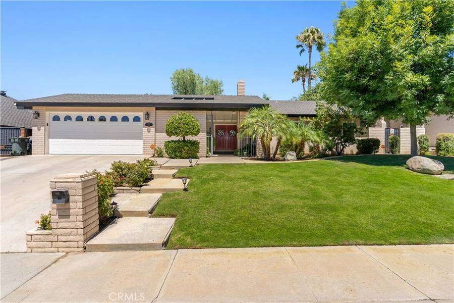 4116 Chardonnay DR, Bakersfield, CA 93306