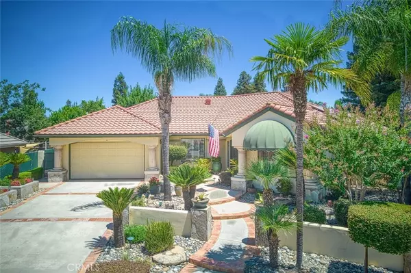 Fresno, CA 93720,8188 N 8th ST