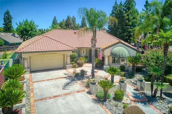 8188 N 8th ST, Fresno, CA 93720