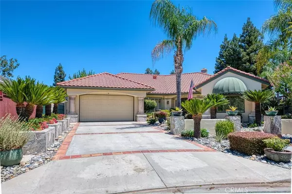 Fresno, CA 93720,8188 N 8th ST