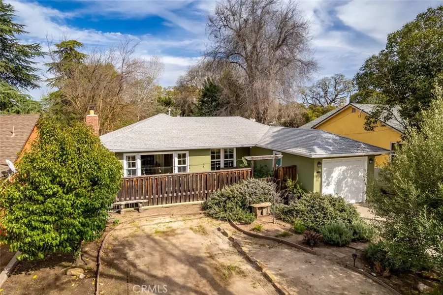 3038 Oak ST, Paso Robles, CA 93446