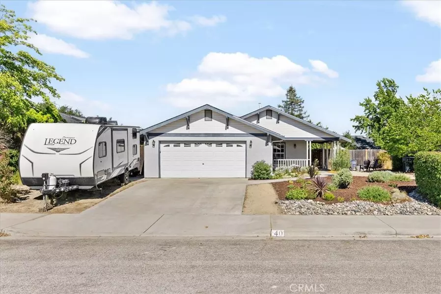 40 Julie LN, Templeton, CA 93465