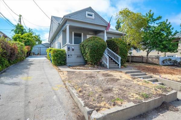 1143 Walnut ST, San Luis Obispo, CA 93401