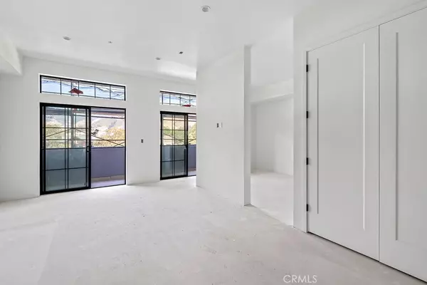 San Luis Obispo, CA 93401,581 Higuera ST #307