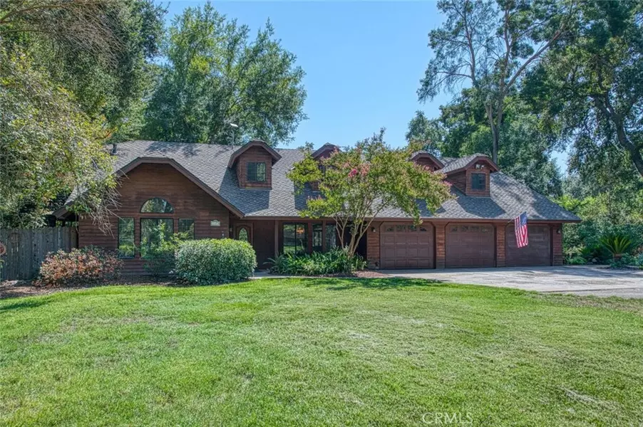 1173 S Riverbend AVE, Sanger, CA 93657