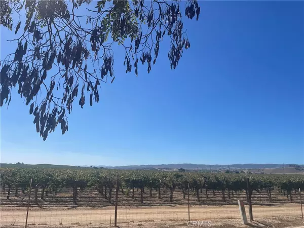 San Miguel, CA 93451,8707 Magdalena DR