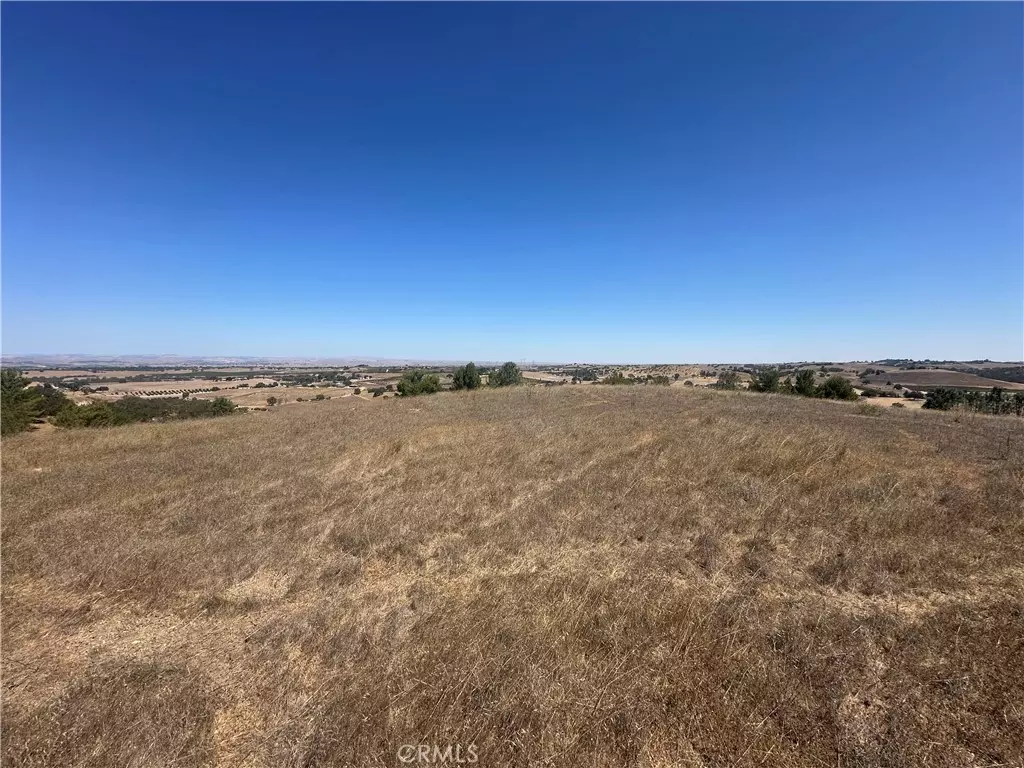 Paso Robles, CA 93446,3834 Caroline CT