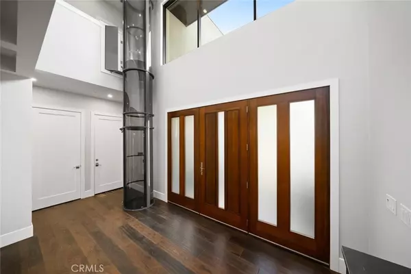 San Luis Obispo, CA 93401,2207 San Luis DR