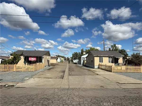 636 E Roosevelt, Visalia, CA 93292