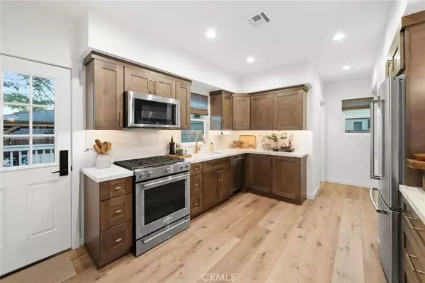 Paso Robles, CA 93446,442 Oak Street