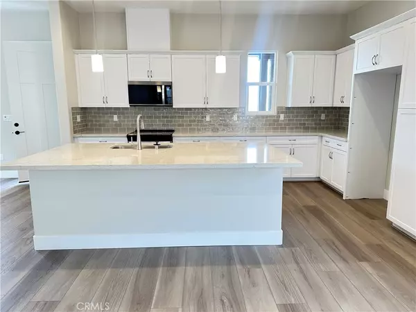 San Luis Obispo, CA 93401,221 Foxtrot CT