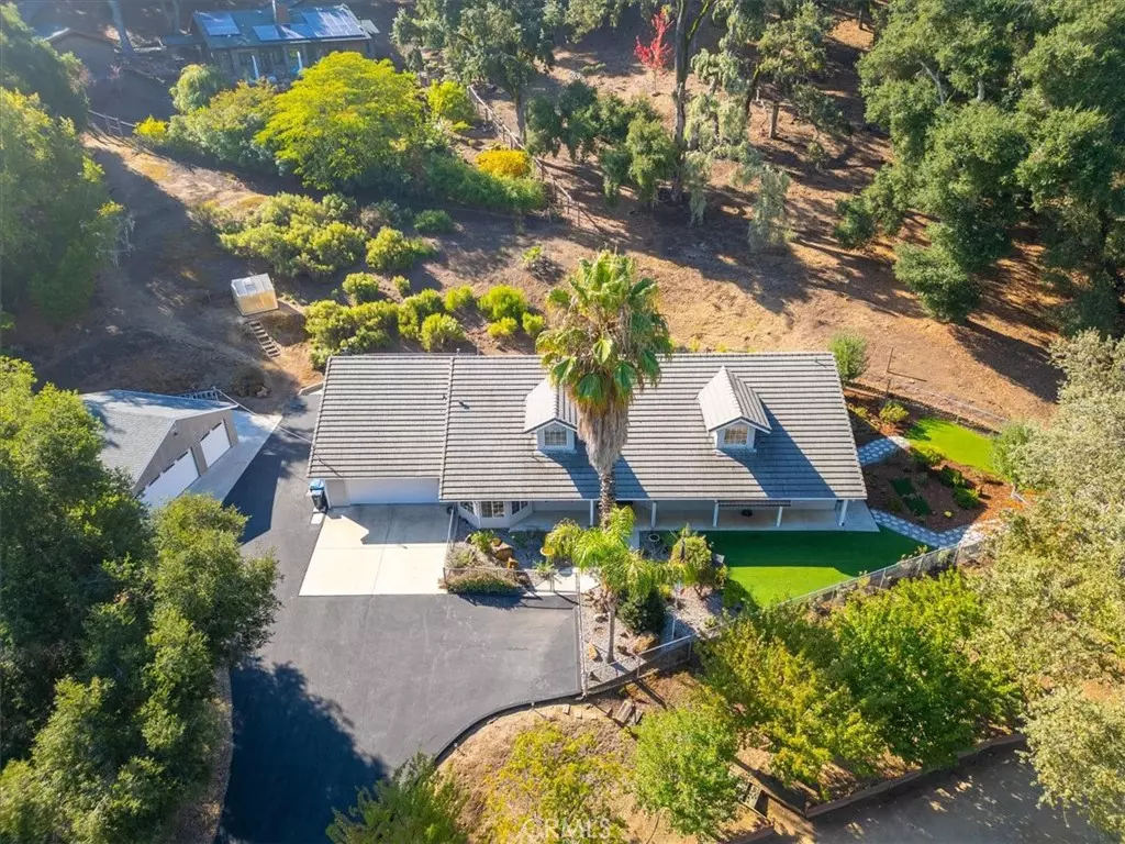 Atascadero, CA 93422,9350 Santa Cruz Rd