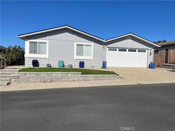 967 S White Dove DR, Santa Maria, CA 93455