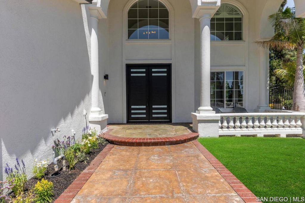 Yorba Linda, CA 92887,5500 Kodiak Mountain DR