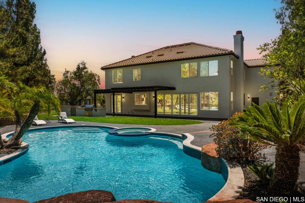 Yorba Linda, CA 92887,5500 Kodiak Mountain DR
