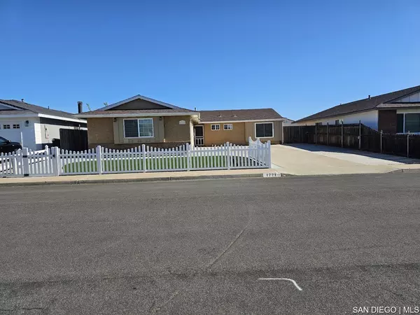 San Diego, CA 92154,1771 Royston DR