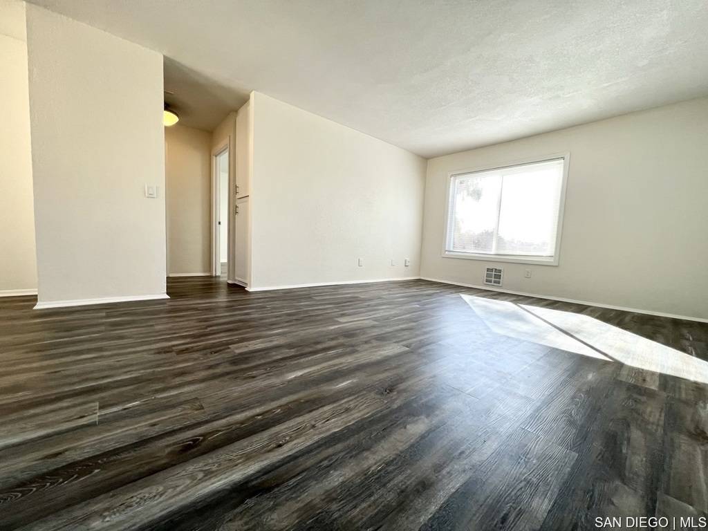 1623 Pentecost WAY #UNIT 10, San Diego, CA 92105