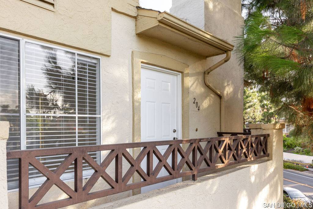 799 Brookstone Rd. #204, Chula Vista, CA 91913