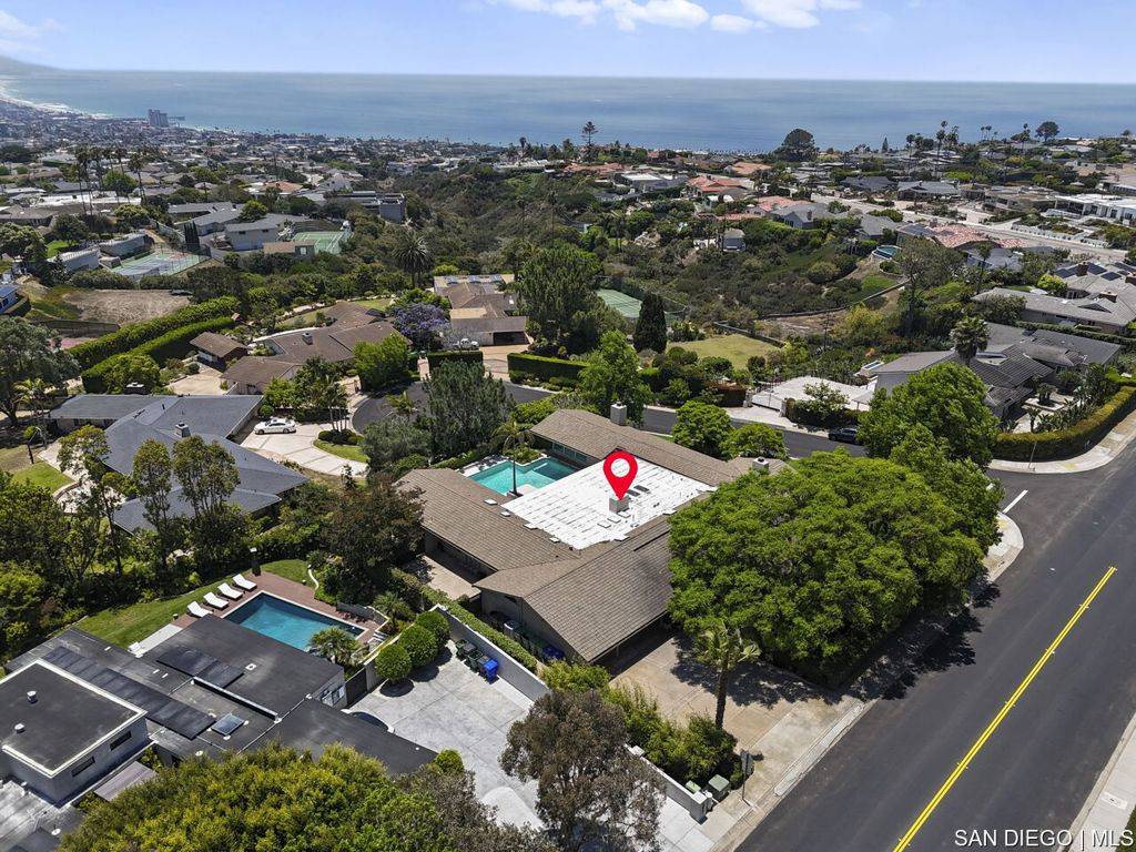 La Jolla, CA 92037,5931 Citadel CIR