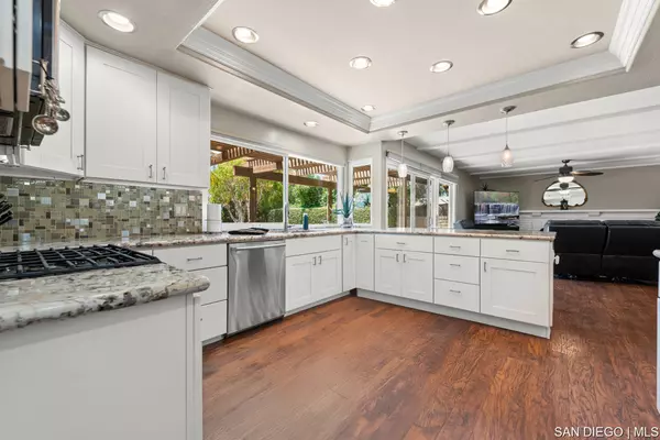 Mission Viejo, CA 92691,24231 Robledo