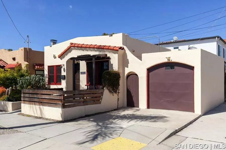 San Diego, CA 92116,2864 Monroe AVE