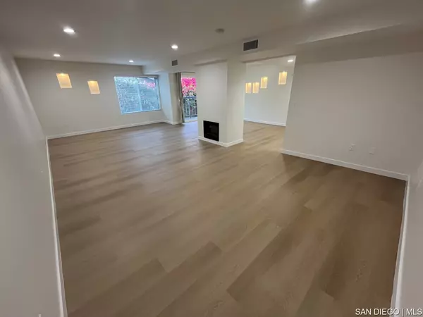 7505 Hampton AVE #APT 4, West Hollywood, CA 90046