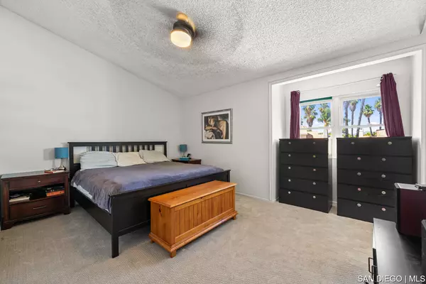 Temecula, CA 92591,39848 Creative DR
