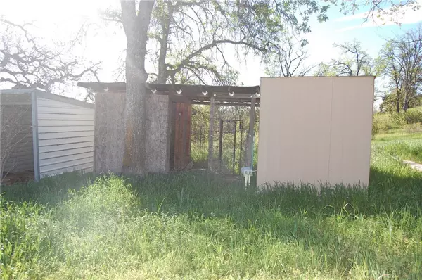 Corning, CA 96021,7212 Fox CT