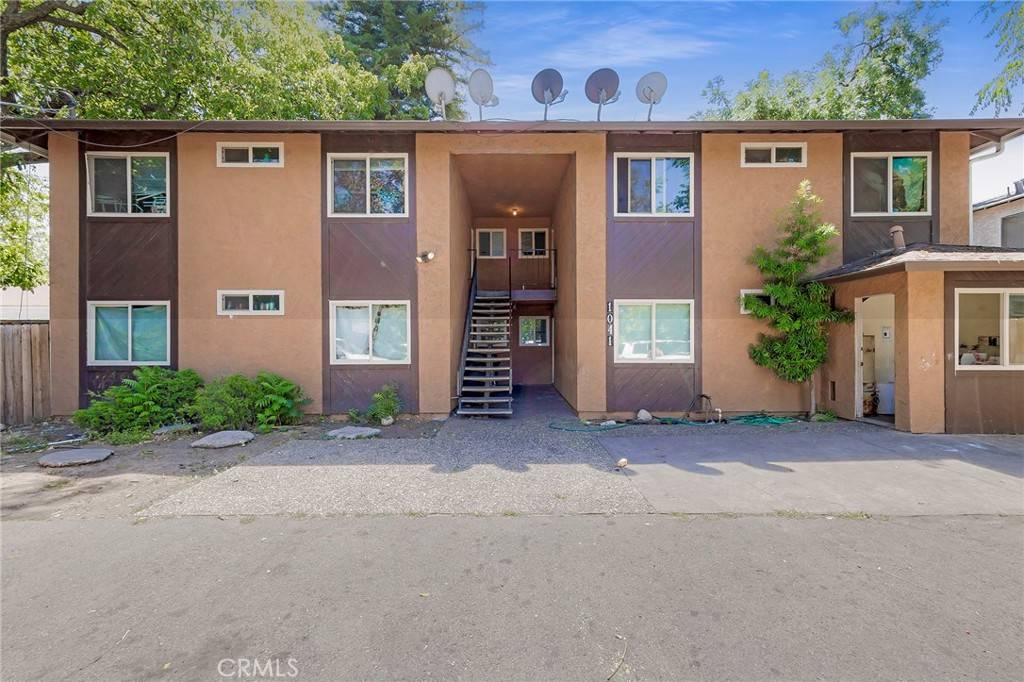 1041 W 9th Street, Chico, CA 95928